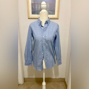 GAP Light Blue Casual Button-Down Shirt